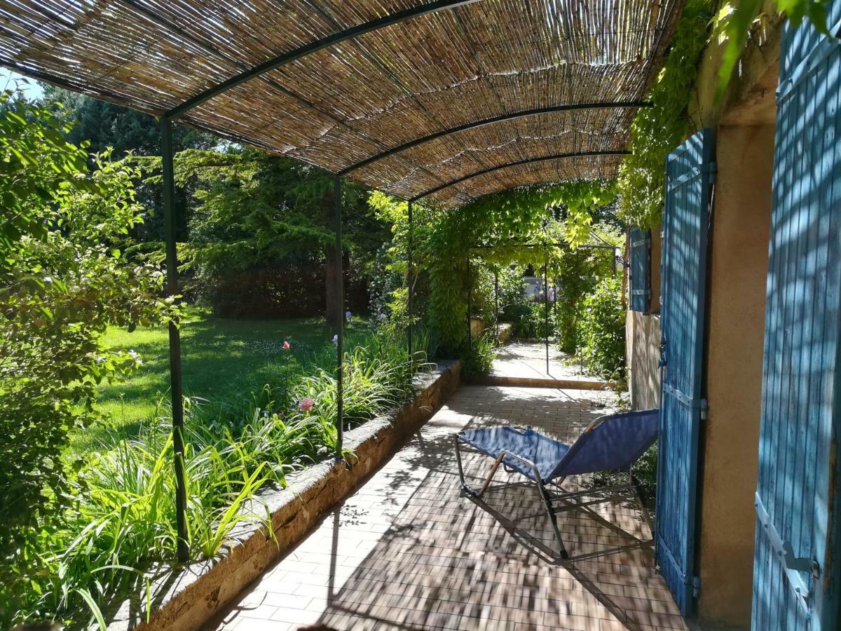 Villa Le Moulin Des Ocres Apt Exterior foto